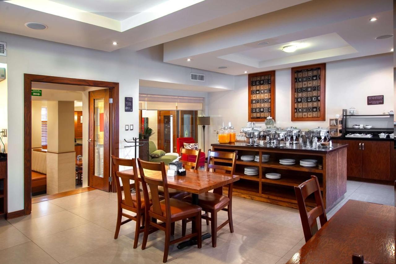 Best Western Cumbres Inn Cd. Cuauhtemoc Bagian luar foto