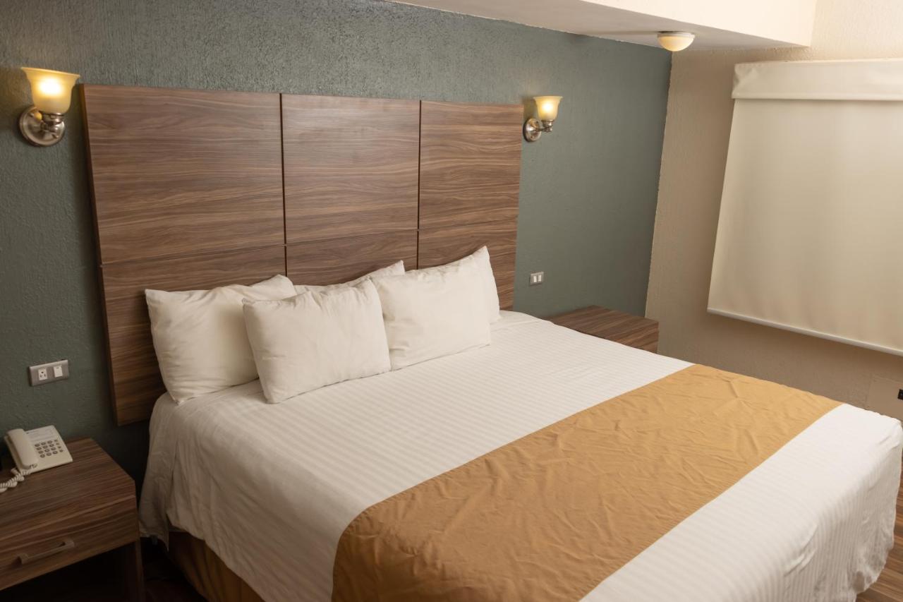 Best Western Cumbres Inn Cd. Cuauhtemoc Bagian luar foto