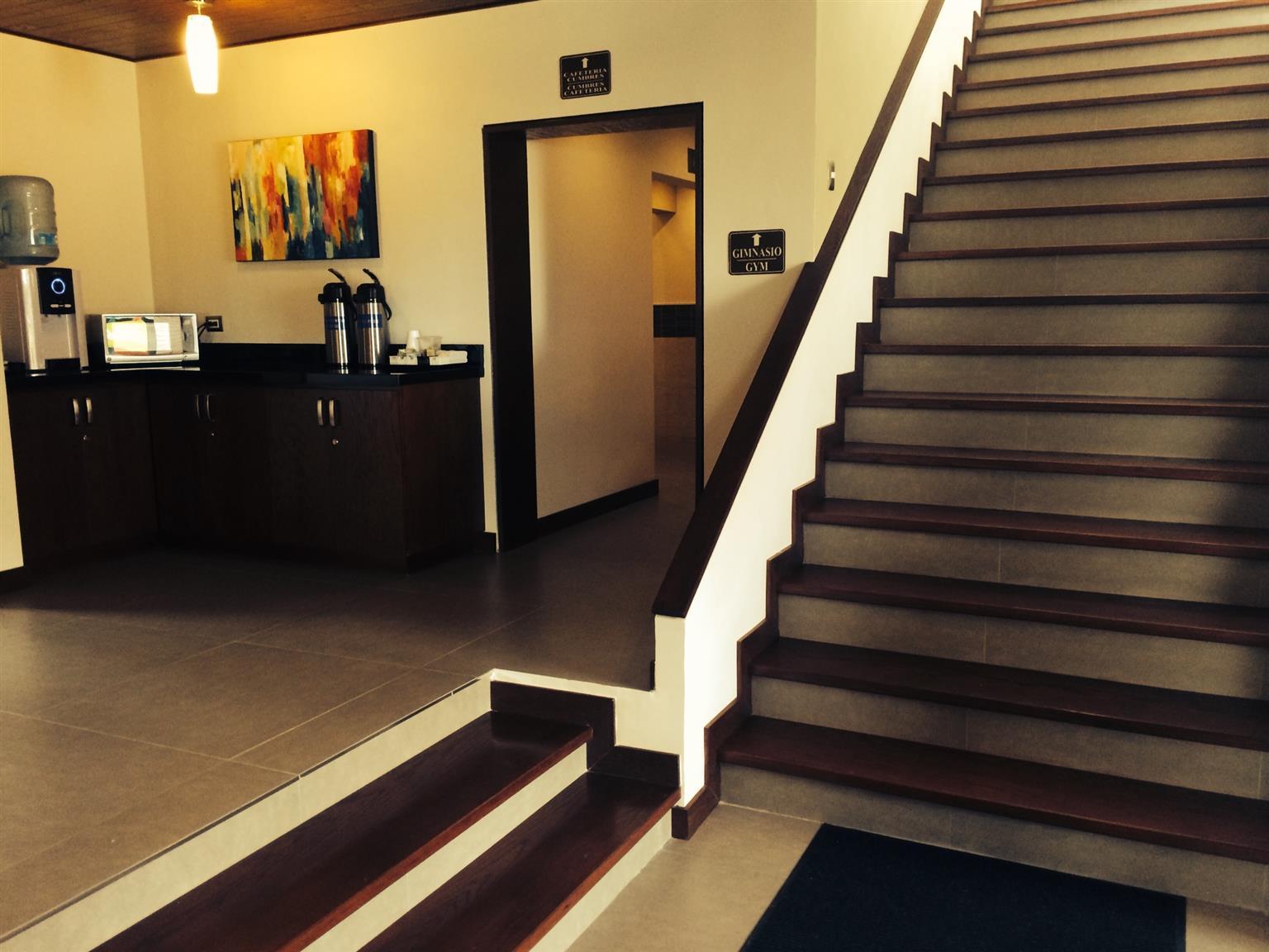 Best Western Cumbres Inn Cd. Cuauhtemoc Bagian luar foto