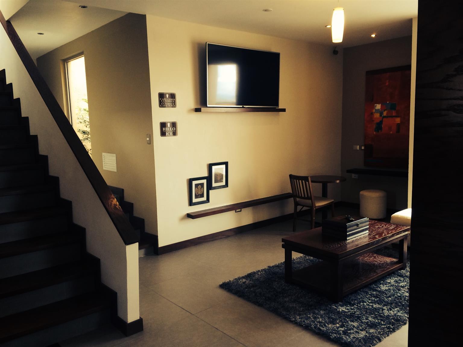Best Western Cumbres Inn Cd. Cuauhtemoc Bagian luar foto