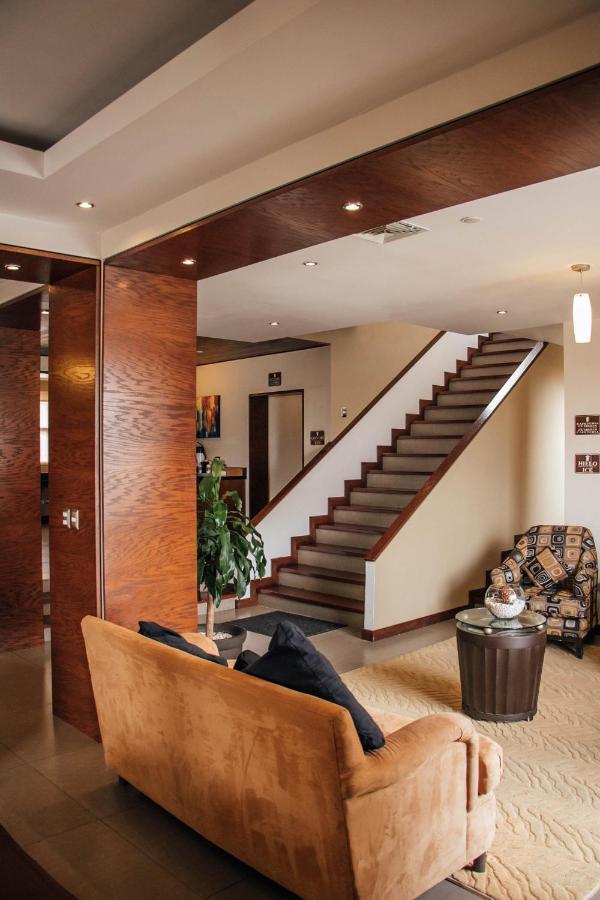 Best Western Cumbres Inn Cd. Cuauhtemoc Bagian luar foto
