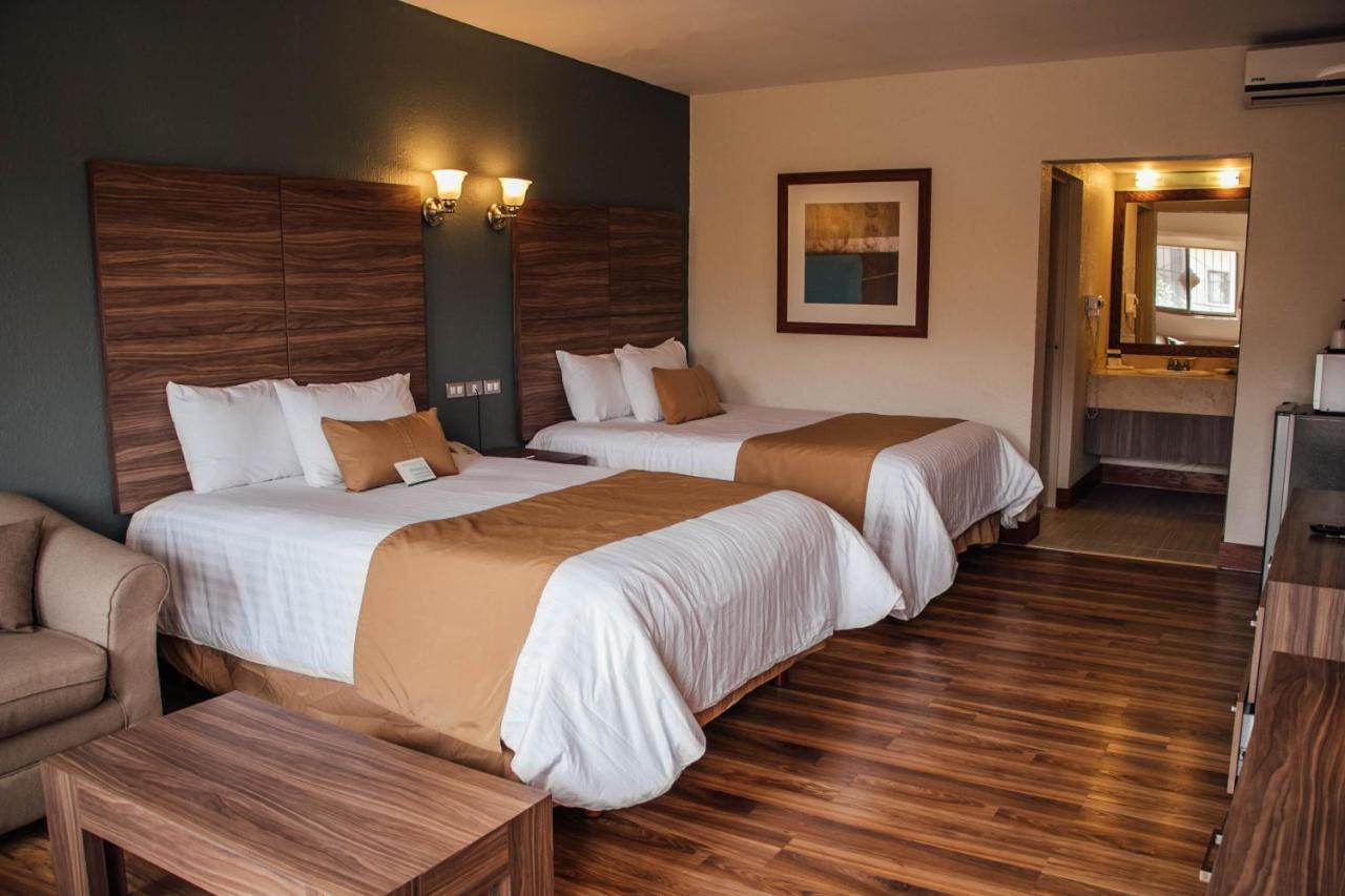 Best Western Cumbres Inn Cd. Cuauhtemoc Bagian luar foto