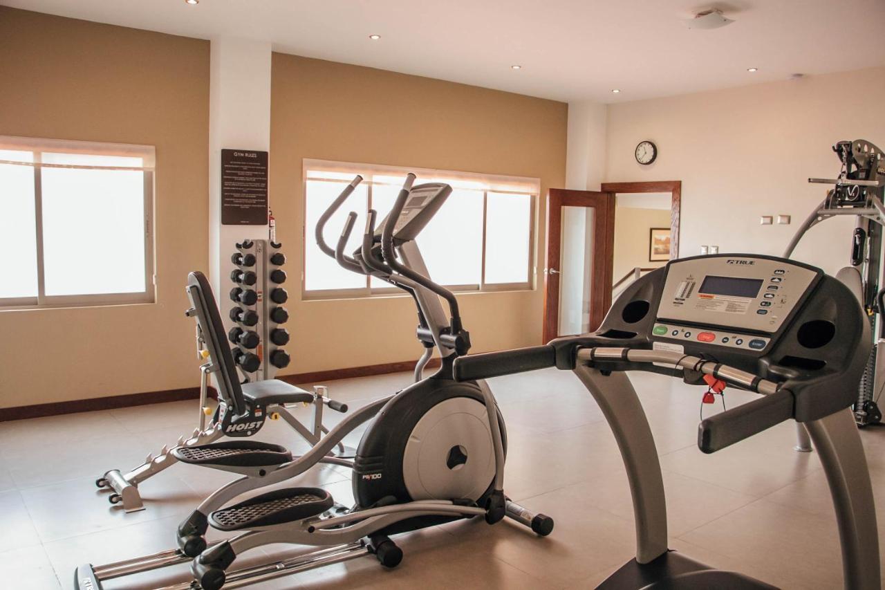 Best Western Cumbres Inn Cd. Cuauhtemoc Bagian luar foto