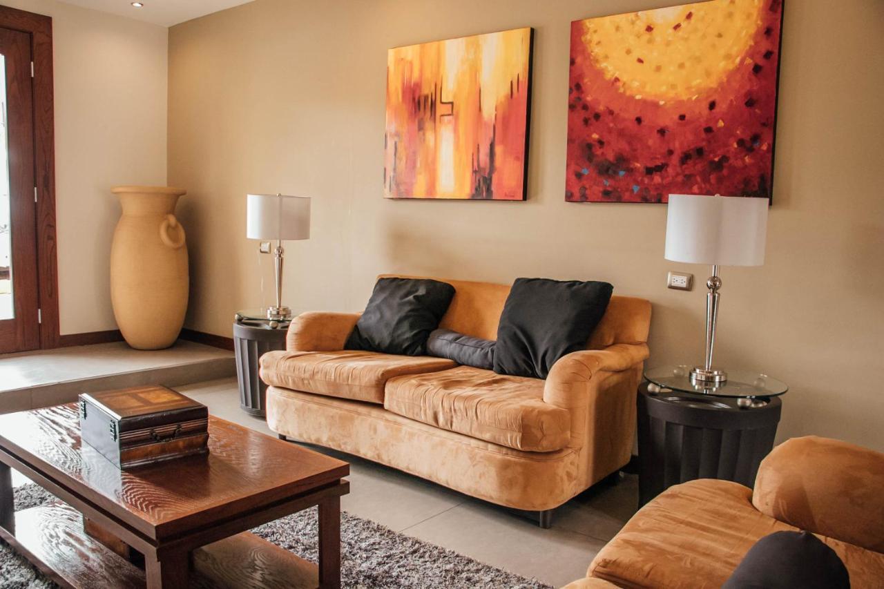 Best Western Cumbres Inn Cd. Cuauhtemoc Bagian luar foto