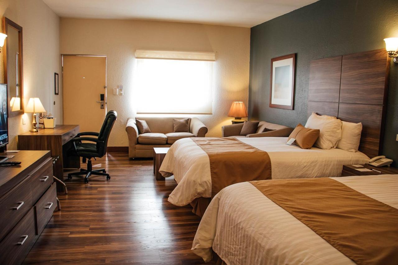 Best Western Cumbres Inn Cd. Cuauhtemoc Bagian luar foto